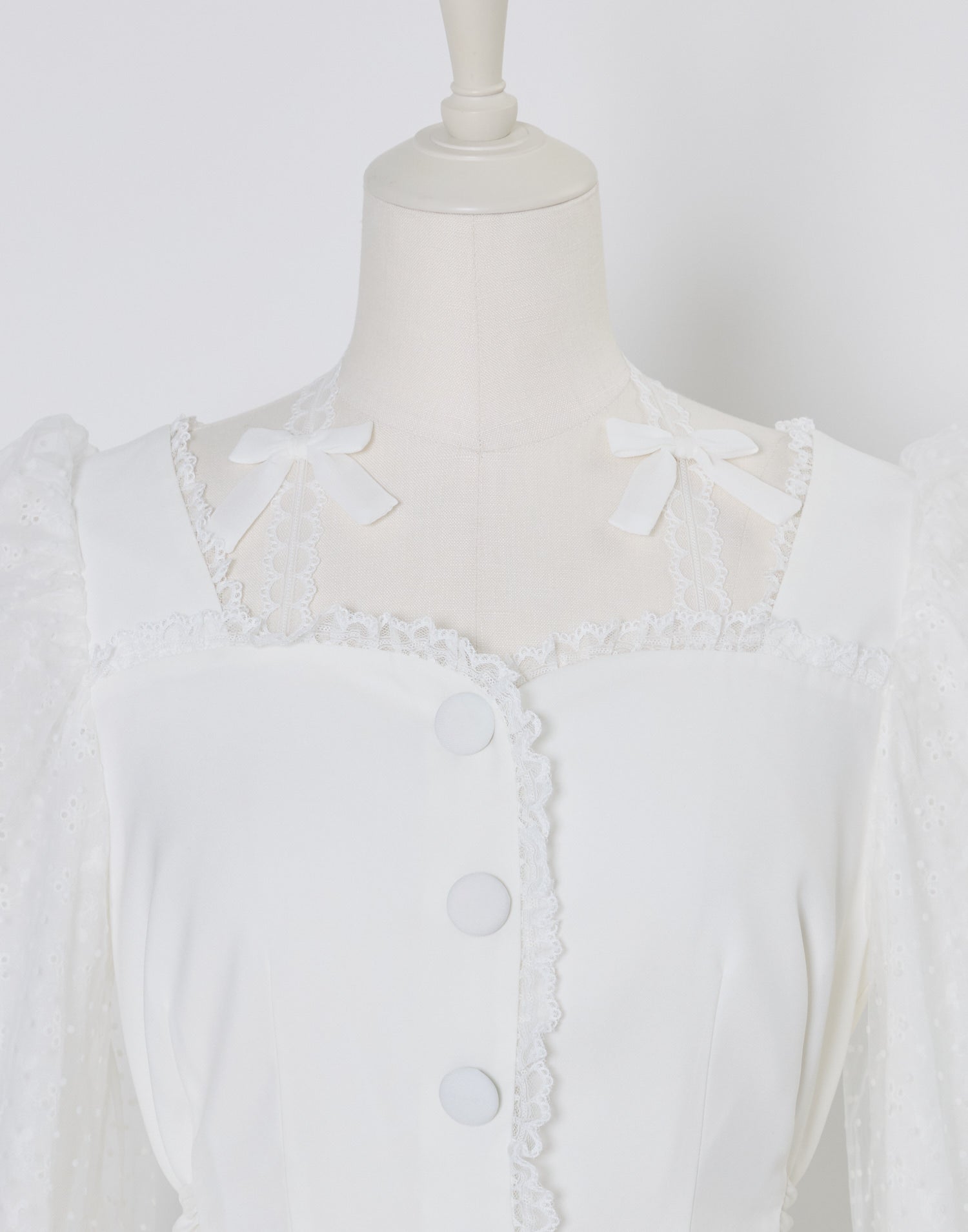 Sugar Lace Puff peplum ブラウス – mellfy memory