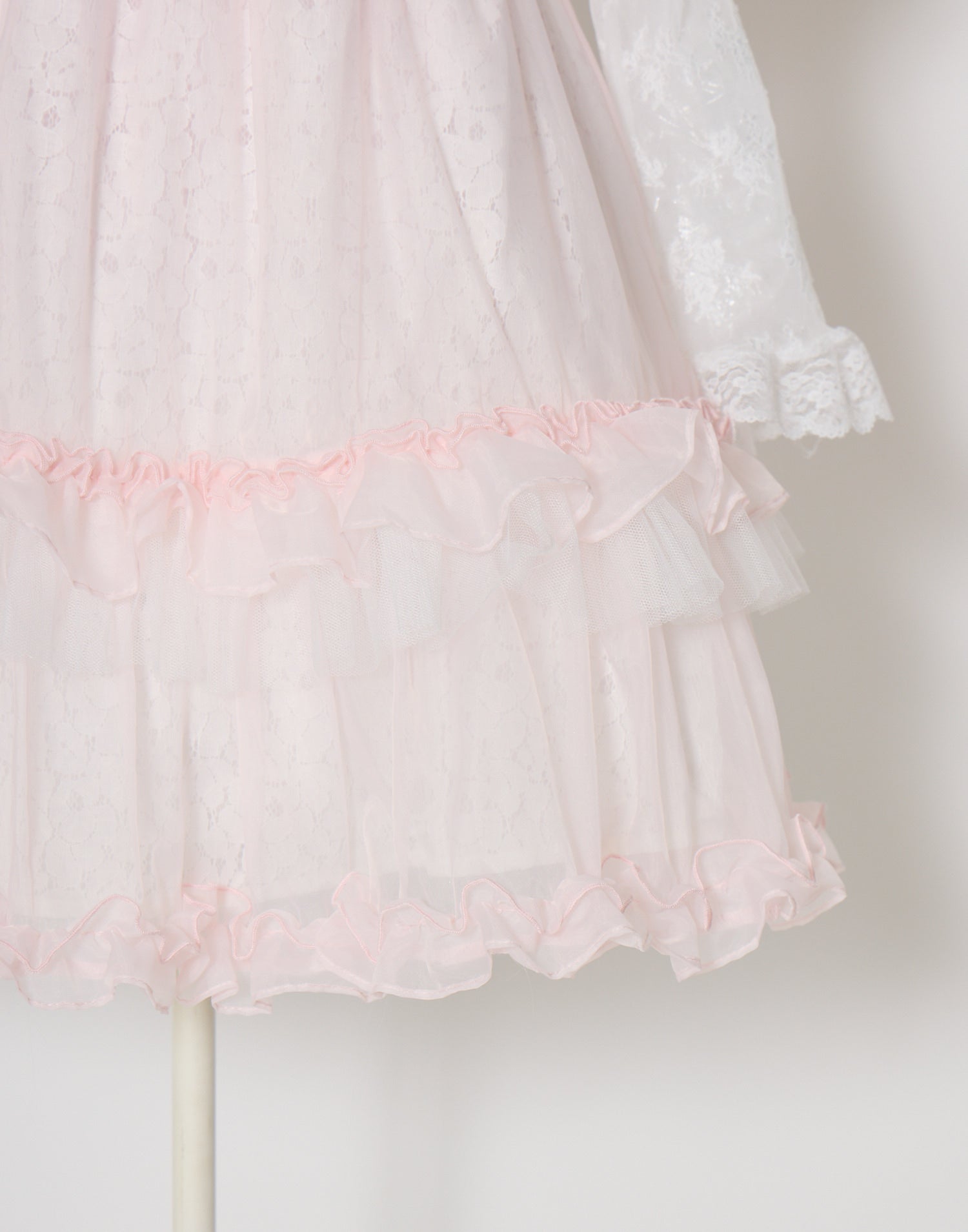 メルメモ Angelic Sugar Lace onepiece ピンク Angelic Sugar Lace onepiece – mellfy memory