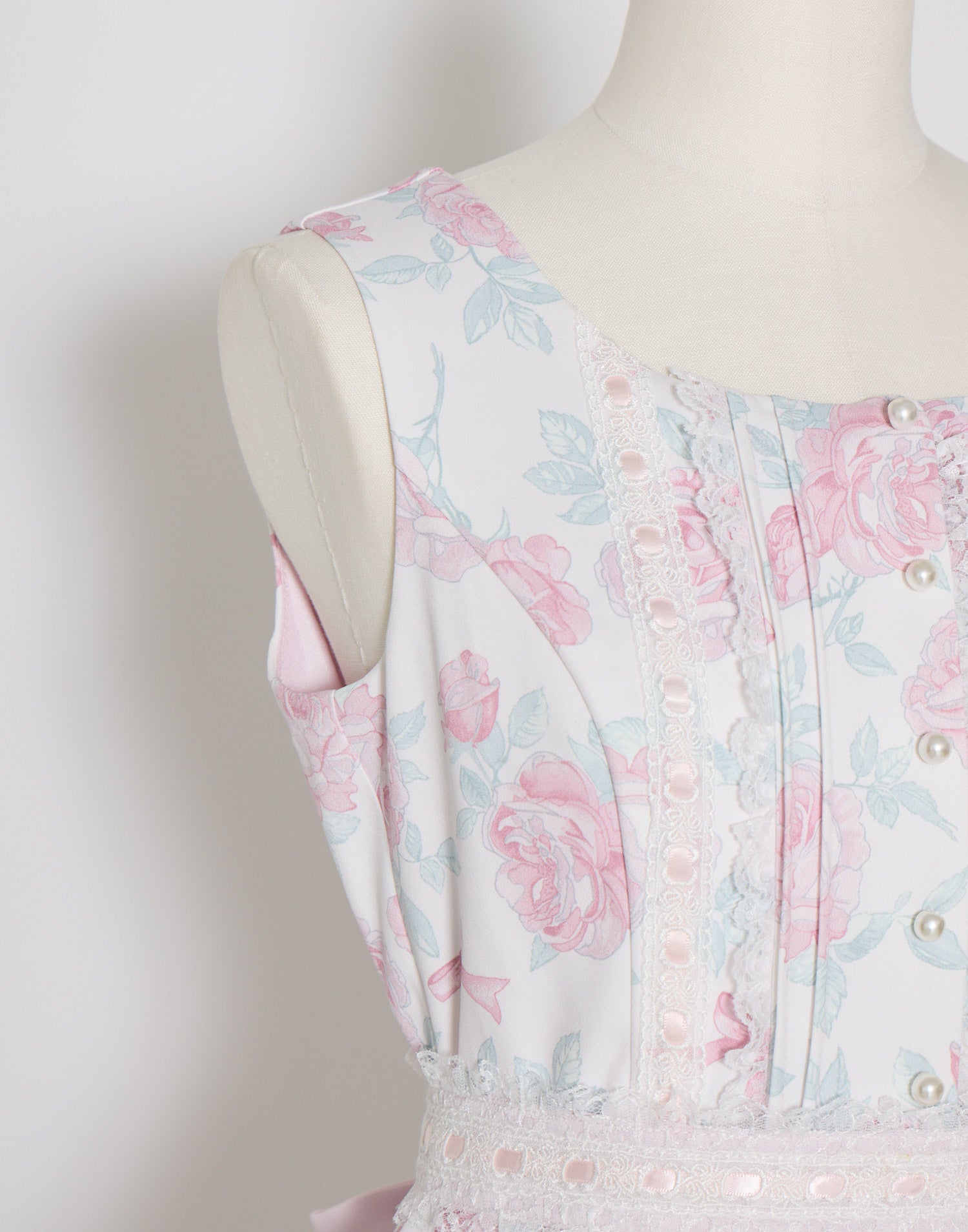 Rosy Floral Angelic onepiece – mellfy memory