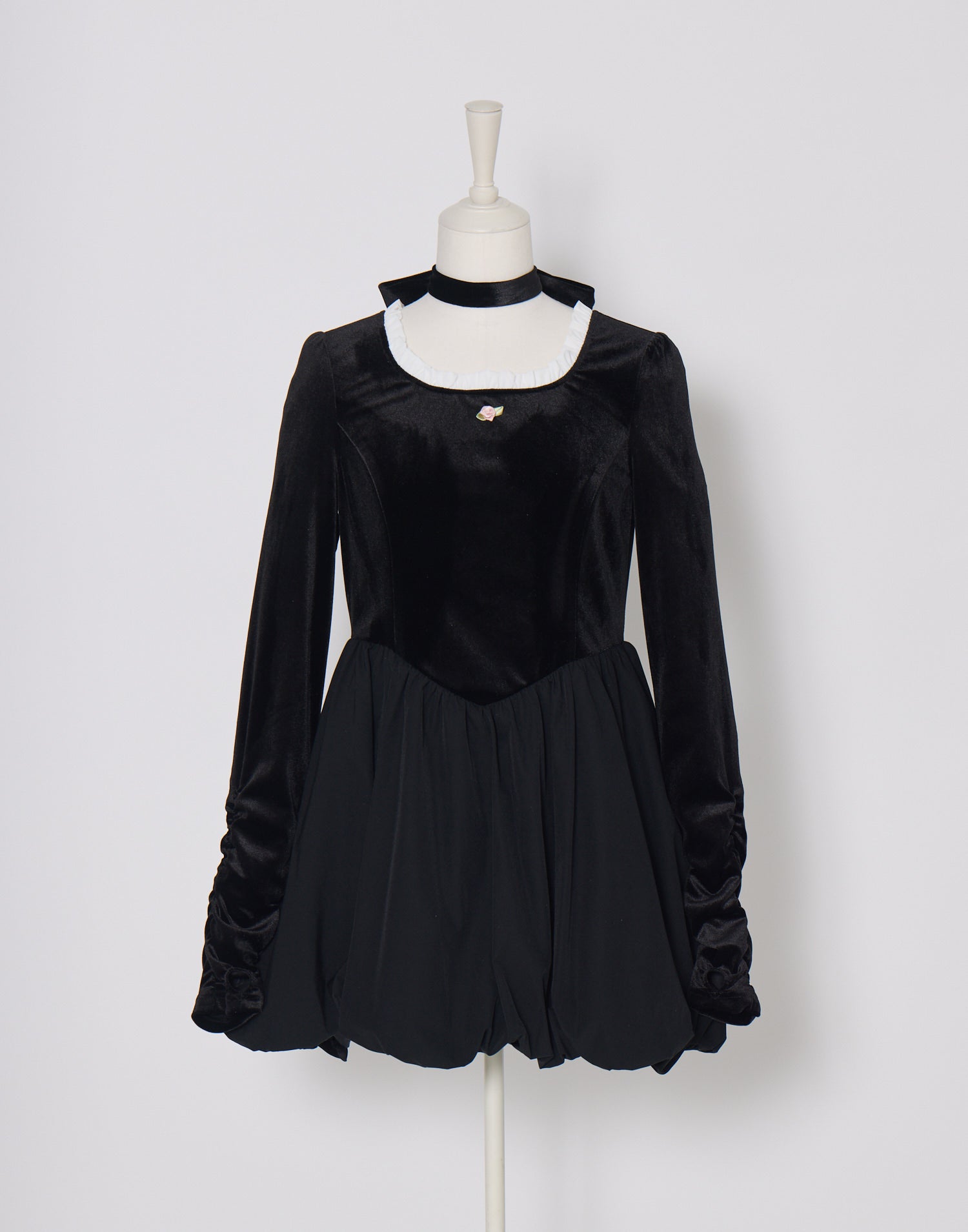 velour balloon onepiece – mellfy memory