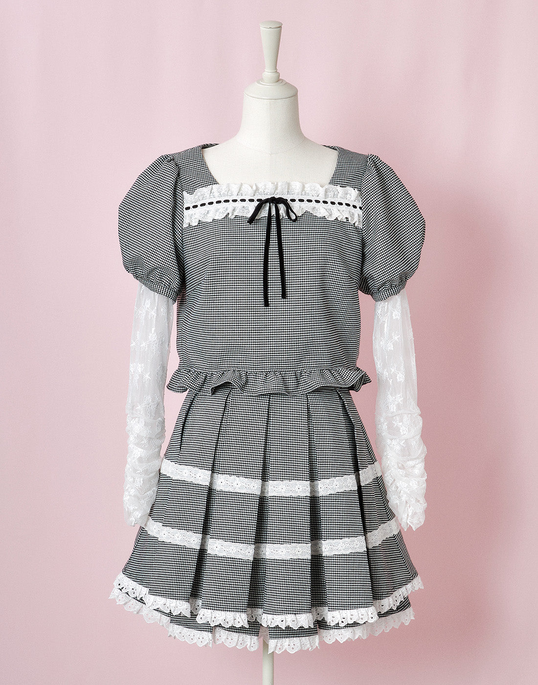 Like a doll classic check トップス