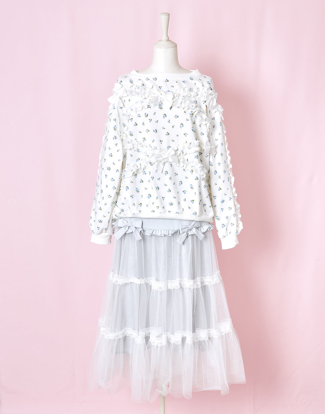 【11月発送】frilly tiny floral スウェット ／ Lolime