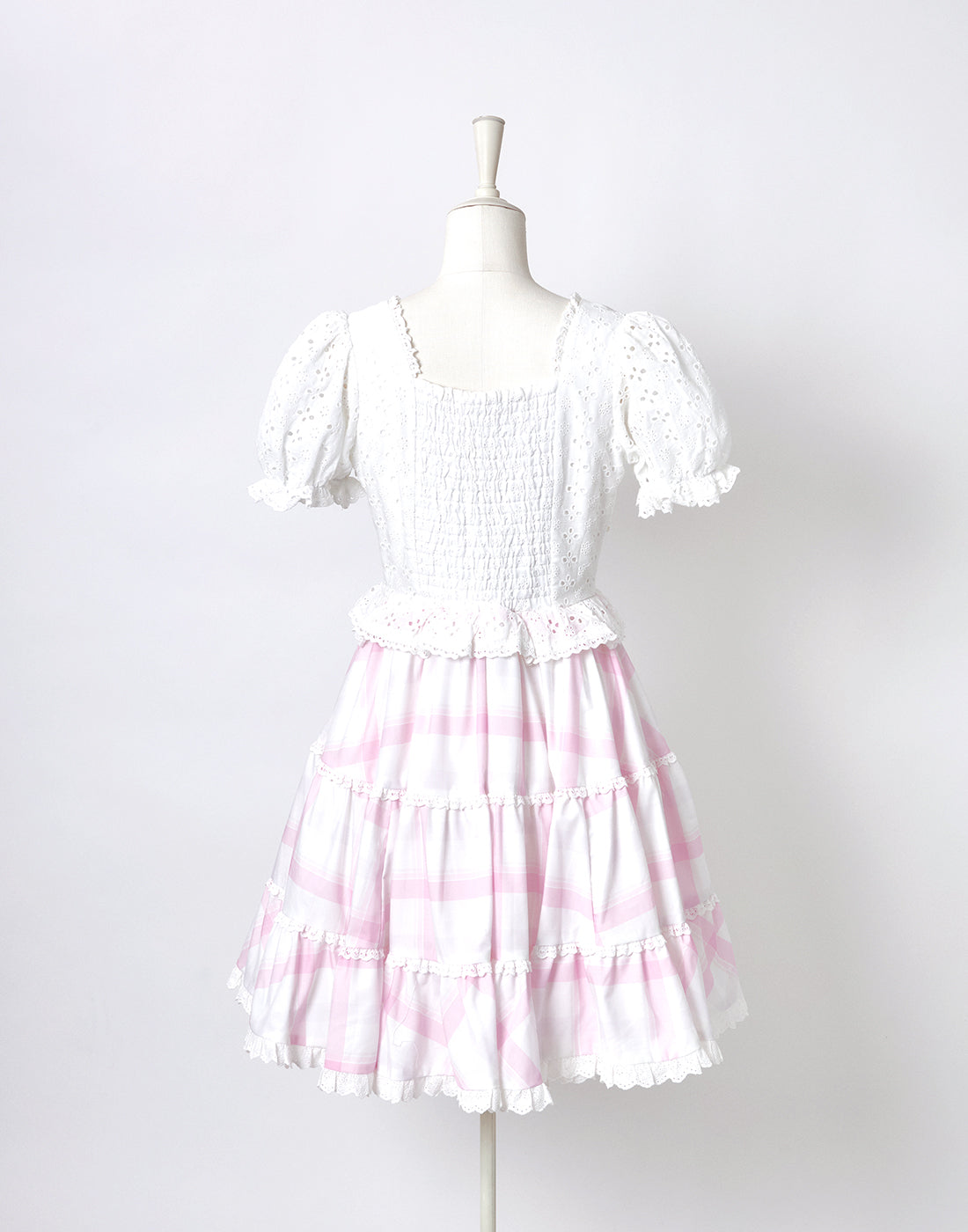 Feeling happy lace ワンピース – mellfy memory