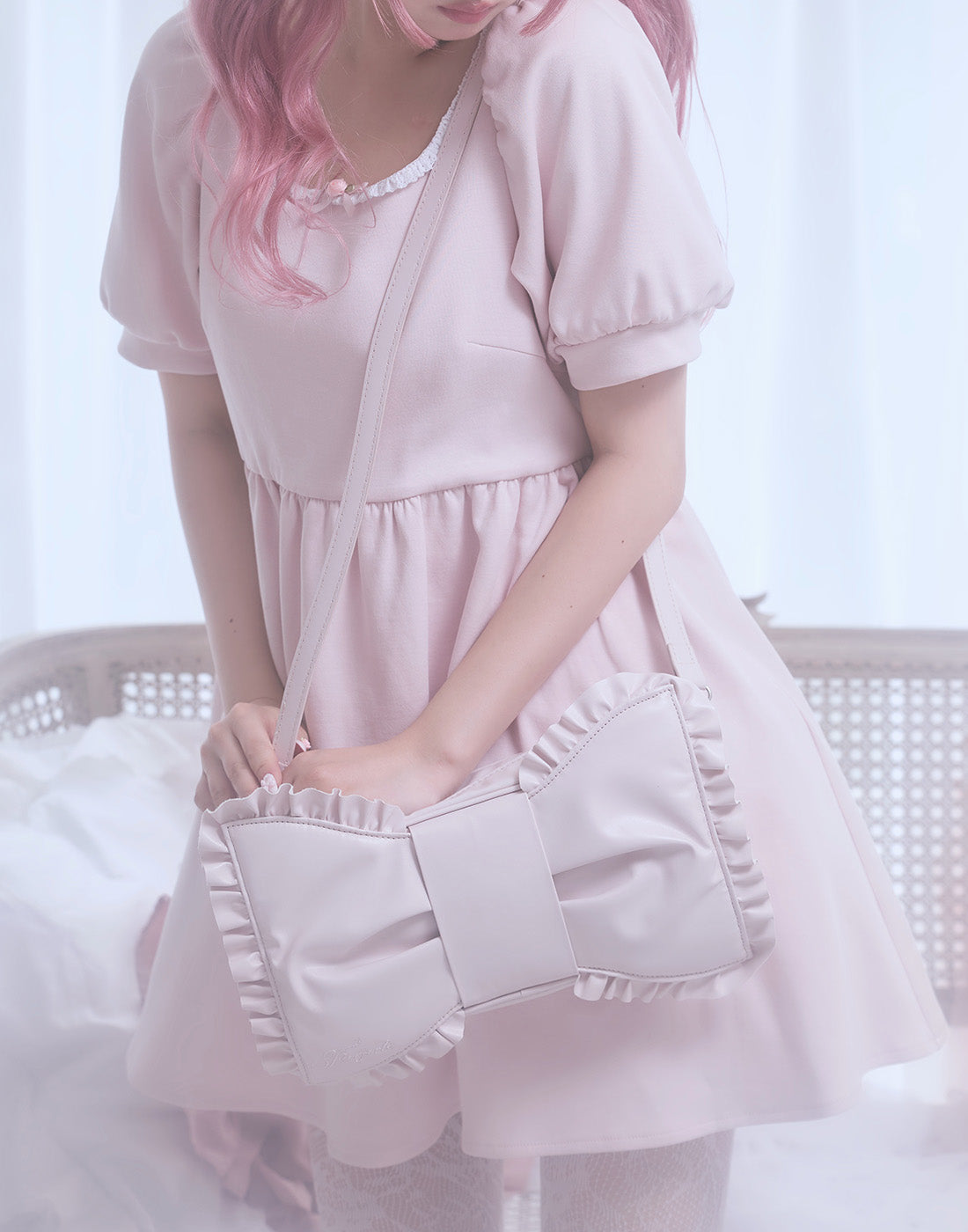 Ribbon frill shoulder bag – mellfy memory