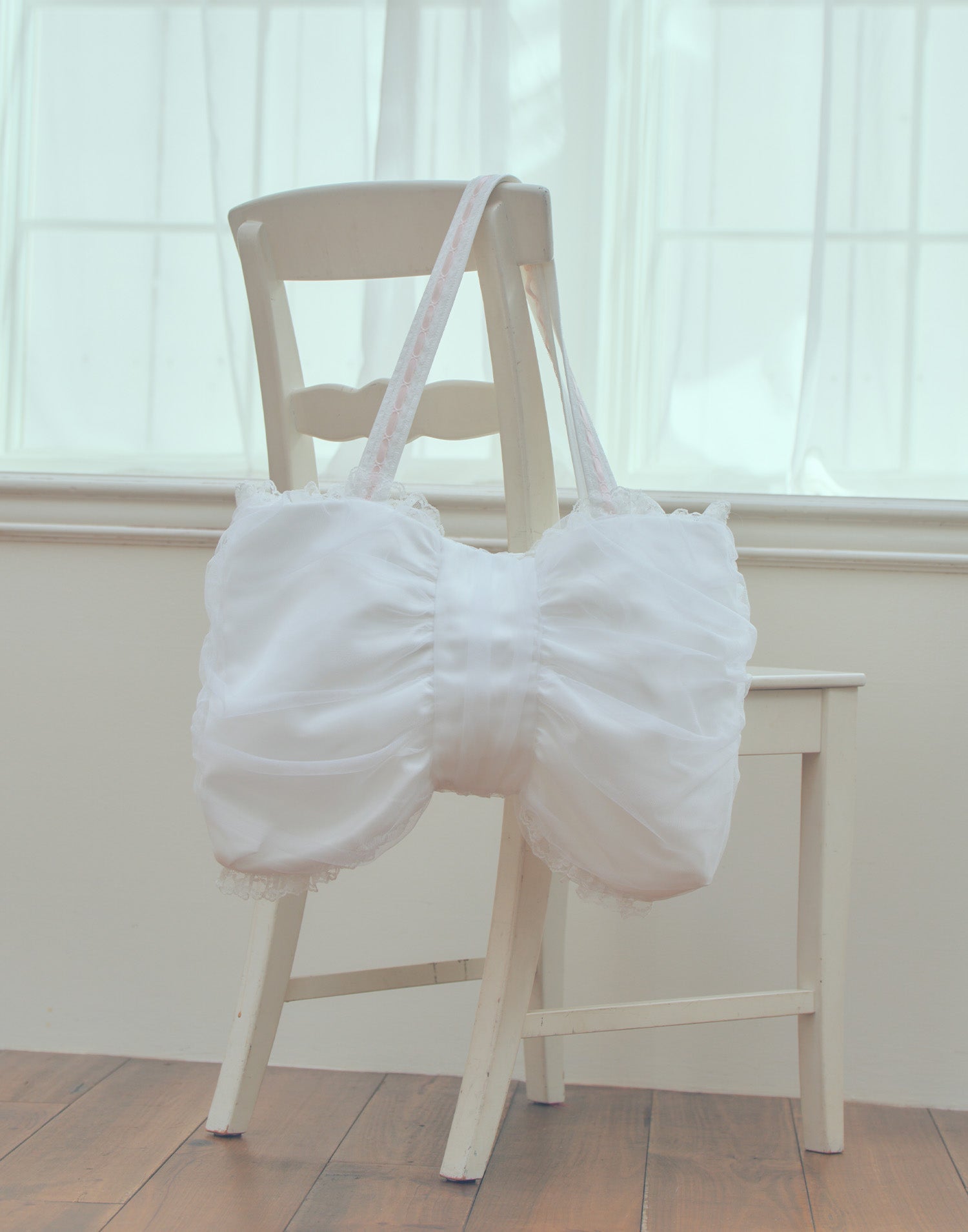 バッグ Lovely puff ribbon tote bag Lovely puff ribbon tote bag – mellfy memory