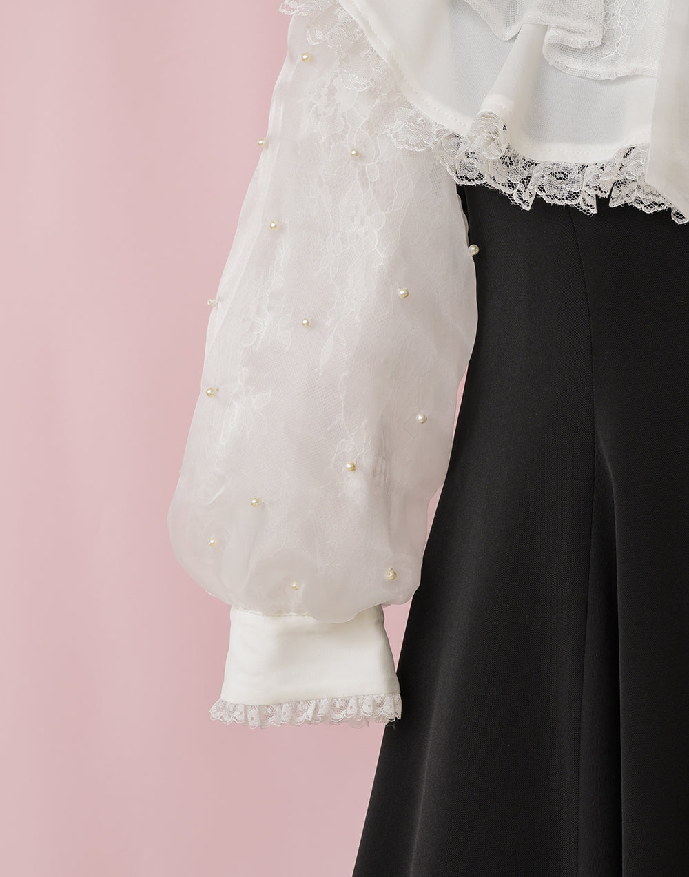 Lacy millefeuille frill collar ワンピース – mellfy memory