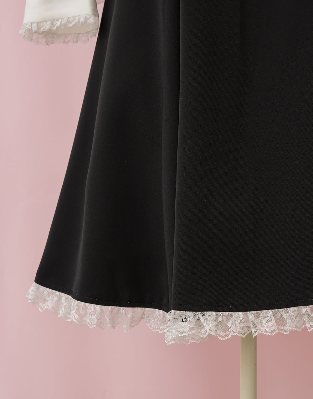 Lacy millefeuille frill collar ワンピース – mellfy memory